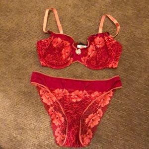 Pink floral set
